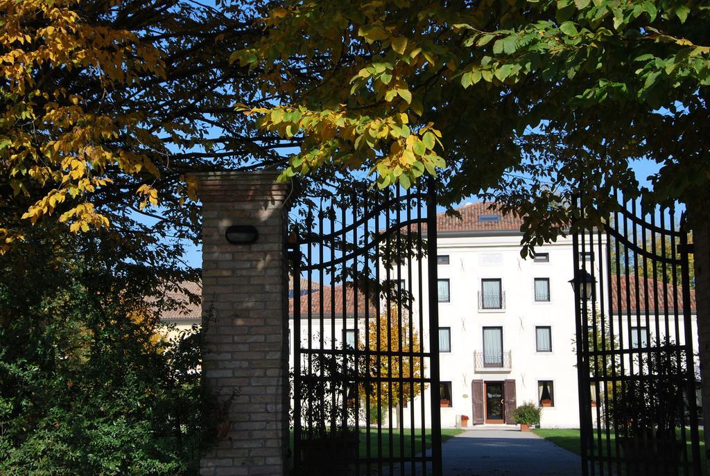 Hotel Villa Dei Carpini Oderzo Eksteriør bilde