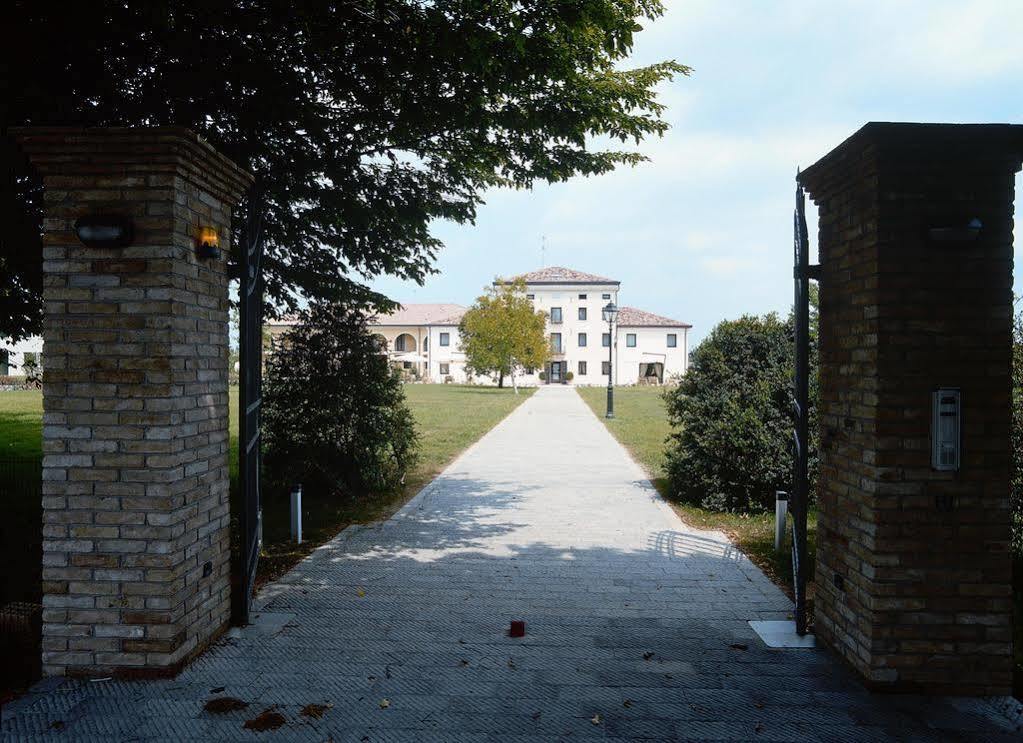 Hotel Villa Dei Carpini Oderzo Eksteriør bilde